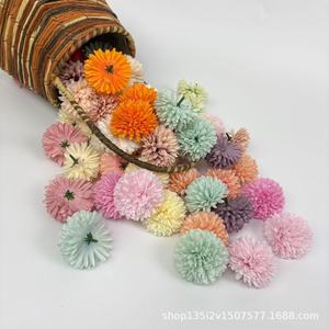 Fleurs artificielles Qiye, chrysanthèmes en soie, décorations de mariage, accessoires faits à la main pour épingles à cheveux, style moderne et simple - Product Image 1