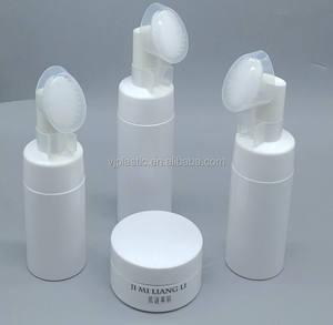 150ml 200ml 250ml <span class=keywords><strong>Mousse</strong></span> nettoyante pour le visage Bouteille à pompe avec brosse <span class=keywords><strong>Mousse</strong></span> pour nettoyer les pattes Nettoyeur de pattes d'animaux de compagnie pour chats et chiens - Product Image 6