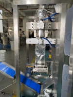 Machine d'emballage de poudre de café 3 en 1 en acier inoxydable, remplissage et scellage automatiques de sachets verticaux, fonctionnement facile