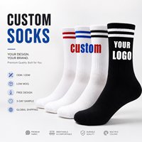 Chaussettes personnalisées en gros OEM ODM, chaussettes en coton à logo personnalisé, chaussettes de sport pour hommes