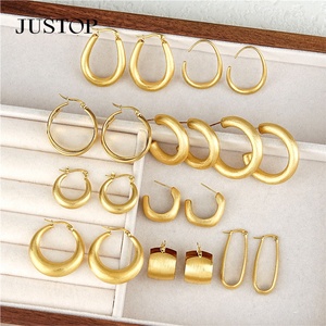 JUSTOP Spot Portfolio Ensemble de boucles d'oreilles en laiton et acier inoxydable, résistantes à l'eau, créoles épaisses plaquées or 18 carats, motif nœud, bijoux de mode tendance - Product Image 5