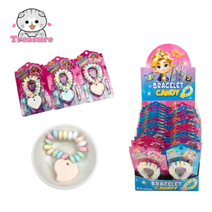 Venta caliente fruta pulsera caramelo juguete pulsera caramelos princesa niña Príncipe niño pequeño juguete pulsera caramelo - Product Image 2