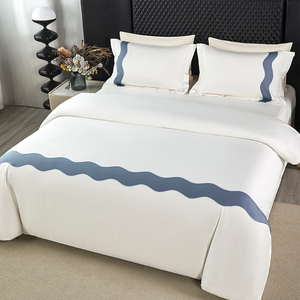 Alenhome Funda de Edredón a Cuadros 100% Algodón 200 Hilos, Suave, Antipilling, con Cierre, para Cama Queen/King, Estilo Moderno - Product Image 1