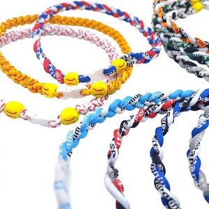 Collar de poliéster trenzado <span class=keywords><strong>triple</strong></span> con colgante de energía para béisbol/softbol, estilo dopamina, superventas transfronterizo - Product Image 1