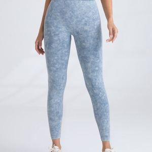 Mallas de yoga con estampado digital personalizado para mujer, mallas deportivas sin costuras para entrenamiento, pantalones para correr al aire libre - Product Image 5