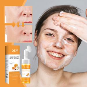 Nettoyant Visage Moussant Éclaircissant OEM, Nettoyage en Profondeur des Pores, Hydratant, avec Eau de Rose, Extrait de Curcuma et Acide Kojique - Product Image 6