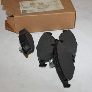 Pastiglie Freno Anteriori Premium 05018945AA per Chrysler Sebring 2000-2007 Fiat Alfa Romeo Jeep-4017 12-3-H-1 - Product Image 1