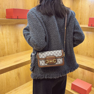 Sac messager rétro imprimé pour femme - Design carré élégant - Fabriqué en PU - Idéal pour un usage quotidien.695 - Product Image 4