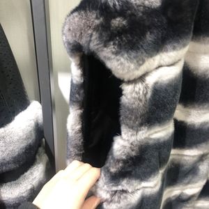 <span class=keywords><strong>Gilet</strong></span> en fourrure de <span class=keywords><strong>lapin</strong></span> à la mode en gros <span class=keywords><strong>Gilet</strong></span> en fourrure pour femmes manteau <span class=keywords><strong>sans</strong></span> manches hiver Rex teint Chinchilla <span class=keywords><strong>gilet</strong></span> en fourrure véritable - Product Image 4