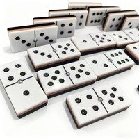 Jeu de dominos personnalisé à 2 couches en acrylique noir et blanc, double six, écologique, thème mode, avec plateau de jeu
