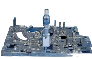 MITUTOYO Serie 368 Holtest Calibrador de doble mordaza D E 368-001 Micrómetro analógico estándar de tres mordazas para diámetro Japón - Product Image 3