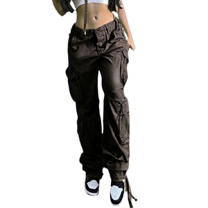 Pantalons cargo élégants et durables pour femmes, fabriqués au Bangladesh, avec des couleurs personnalisées, en dentelle, tendance, fabrication OEM - Product Image 1
