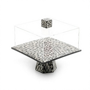 Support à gâteau en nacre de dernière génération avec couvercle en acrylique, forme carrée, taille personnalisée, support à dessert en Inde - Product Image 1