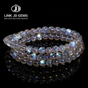 Bracelet multi-couches en pierre de lune grise naturelle JD Wholesale, bracelet de guérison, bijou polyvalent, aide à améliorer le sommeil et la stabilité émotionnelle - Product Image 1
