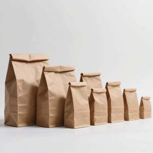 Sachets personnalisés imprimés, pochettes verticales pour aliments pour chiens, sacs d'emballage anti-odeur avec fermeture éclair en Mylar et fenêtre - Product Image 1