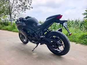 Moto Sportive de Course Renz 200cc 4 Temps <span class=keywords><strong>Essence</strong></span> Occasion, Performance Extrême, Quasi <span class=keywords><strong>Neuve</strong></span>, Style Little Ninja Darth Vader - Product Image 2