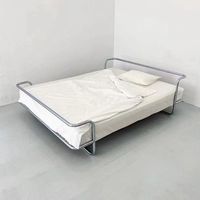 Lit flottant en acier inoxydable, style minimaliste moderne, sans formaldéhyde, finition polie pour appartements, villas, chambres d'hôtel