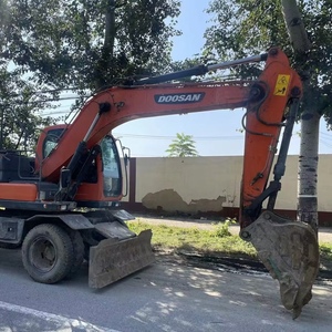 Excavatrice sur pneus hydraulique d'occasion Doosan DX150W-9C 15t, moteur d'origine en bon état - Product Image 3