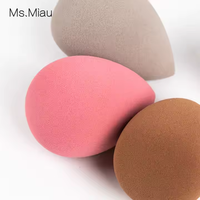 Éponge de maquillage douce et écologique multicolore personnalisée en gros, marque privée, lavable, pour fond de teint, 39x59mm