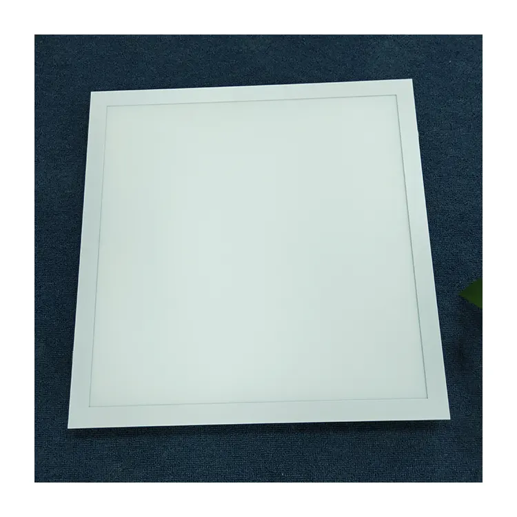 320*320 320*620 620*620 620*1220 320*1220 Panel de luz LED Precio al por mayor Luz de panel delgada sin parpadeo moderna