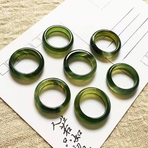 6 毫米宽天然绿玛瑙戒指 17-18 毫米内径批发光滑玉髓戒指男女款 - Product Image 2