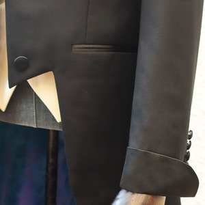 MTM Tuxedo classique à longue queue pour <span class=keywords><strong>homme</strong></span> <span class=keywords><strong>Costume</strong></span> de <span class=keywords><strong>mariage</strong></span> personnalisé pour tailleur <span class=keywords><strong>Boutique</strong></span> <span class=keywords><strong>Costume</strong></span> de marié en laine noire sur mesure - Product Image 4