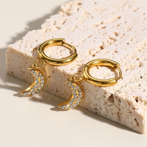 Pendientes de Aro con Colgante de Luna en Acero Inoxidable y Circonita, Bañados en Oro de 18k, Populares - Product Image 3