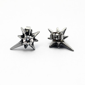 yunnique <b>Stud</b> <b>Earrings</b> Star Shape Claw <b>Set</b> Zircon <b>Silver</b> Tone For Men Women Gift Fashion Jewelry - Product Image 1