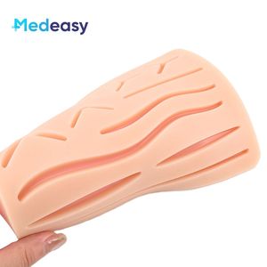 ชุดแผ่นซิลิโคนเย็บแผลพิเศษสำหรับการสอนการผ่าตัด - Product Image 3