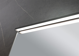 Espejo inteligente <span class=keywords><strong>con</strong></span> marco de aluminio de tamaño personalizado, espejo LED <span class=keywords><strong>con</strong></span> pantalla táctil, espejo de <span class=keywords><strong>baño</strong></span> inteligente <span class=keywords><strong>con</strong></span> <span class=keywords><strong>luz</strong></span> LED <span class=keywords><strong>con</strong></span> antivaho <span class=keywords><strong>y</strong></span> estante - Product Image 4