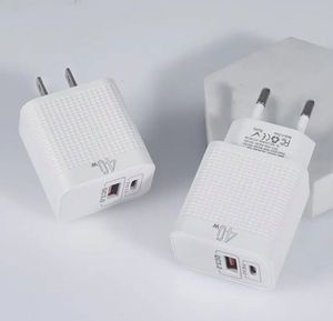 40W Dual-Port Fast Charger <b>with</b> PPS/QC4.0, PD 3.0 & OVP Protection - the Ultimate Charging Solution for Smartphones - Product Image 5