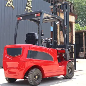 Chine nouveau design articulé hors route chariot élévateur diesel 4 Wd tous les quatre roues motrices 2 tonnes 3.5 tonnes chariot élévateur en terrain accidenté
