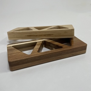 Moule à boules de riz à <span class=keywords><strong>sushi</strong></span> triangle japonais en bambou et bois d'acacia de qualité alimentaire pour bento et réunions de famille - Product Image 4