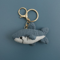 Breloque de sac en crochet fait main en forme de requin, porte-clés mignon pour sac à main, pendentif pour homme et femme