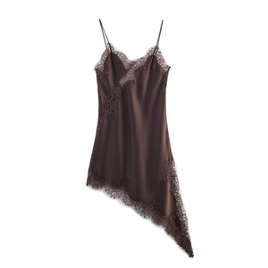 ZATRHMBM Abbigliamento Donna Autunno 2025 Nuovo Vestito Asimmetrico in <span class=keywords><strong>Pizzo</strong></span> alla Moda <span class=keywords><strong>Mini</strong></span> <span class=keywords><strong>Abito</strong></span> Elegante Sexy Retrò con Spalline da Donna - Product Image 4