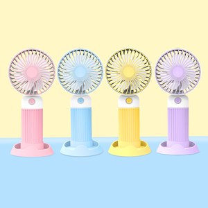 Mini ventilador de carga USB portátil recién llegado, ventilador pequeño de primera marcha personalizable para coche, Hotel, uso al aire libre, caja de plástico - Product Image 2