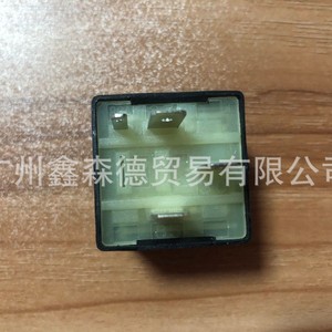 รีเลย์ 1J0906381A สำหรับการซ่อมแซมทดแทนในยานยนต์ วัสดุพลาสติก - Product Image 3