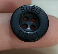 Botones de Resina Plástica de Color Personalizados con Logotipo de Marca Grabado con Láser para Camisas Polo/Ropa