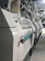 Machine à moudre le maïs, le blé et la farine électrique multifonctionnelle avec moteur, broyeur à poudre commercial haute capacité