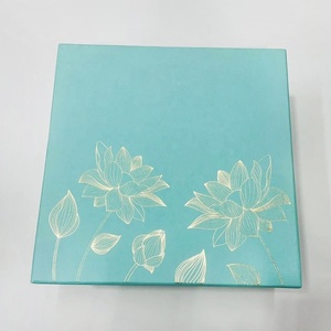 <span class=keywords><strong>Coffret</strong></span> Beauté Rentrée des Classes, Design CMYK Amusant <span class=keywords><strong>pour</strong></span> Kits <span class=keywords><strong>de</strong></span> Démarrage Beauté <span class=keywords><strong>pour</strong></span> Adolescents et Étudiants, Boîte Cadeau Rigide <span class=keywords><strong>de</strong></span> Qualité avec Estampage à Chaud Argenté - Product Image 1