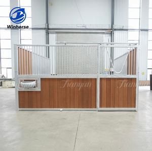 <span class=keywords><strong>Box</strong></span> <span class=keywords><strong>pour</strong></span> <span class=keywords><strong>chevaux</strong></span> écologiques et durables avec flux d'air maximal, grilles galvanisées à chaud, surface lisse facile à nettoyer - Product Image 2