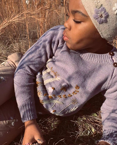 เสื้อสเวตเตอร์เด็กผู้หญิงถักลายปักมือคุณภาพสูงสไตล์วินเทจผสมผสานงานถักแบบพอยน์เทล - Product Image 4