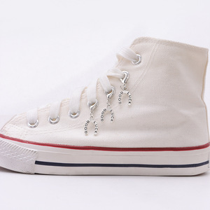 Breloques pour chaussures en métal, pendentifs Cœur, Fer à cheval, Étoile pour bottes et chaussures en toile, accessoire de mode féminin Automne 2024 - Product Image 6