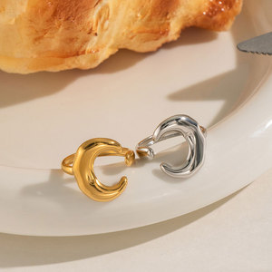 Anillo Personalizado al por Mayor, de Acero Inoxidable 316L, Chapado en Oro de 14k y 18k, Anillo Fino con Diseño de Luna para Mujer - Product Image 4