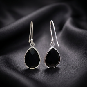 Boucles d'oreilles pendantes en argent sterling faites à la main avec onyx noir plaqué or, boucles d'oreilles unisexes tendance - Product Image 3