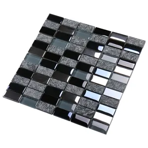 Disesuaikan persegi panjang berbentuk hitam abu-abu electroplating cermin efek batu mosaik campuran kaca