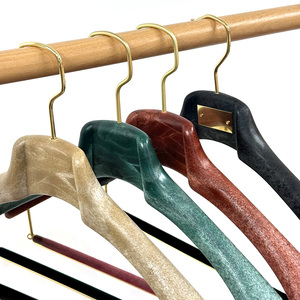 Percha de Plástico ABS Lisa para Ropa, con Logotipo Personalizado para Hotel, en Oferta - Product Image 3