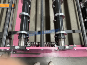 Machines de formage à froid pour tôles de toiture en aluminium et en acier galvanisé prélaqué (PPGI) colorées, profilés métalliques double-couche IBR et trapézoïdaux ondulés - Product Image 4