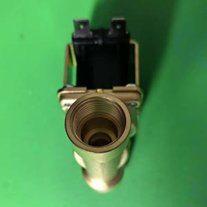 Válvula de Cobre de Tres Partes con Rosca Interna de Entrada/Salida, Control Neumático Eléctrico, Estructura Resistente a Ácidos para Requisitos de Energía - Product Image 2