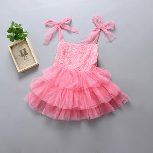 Vestito da neonata a buon mercato rosa senza maniche con taglio alla moda - Product Image 2